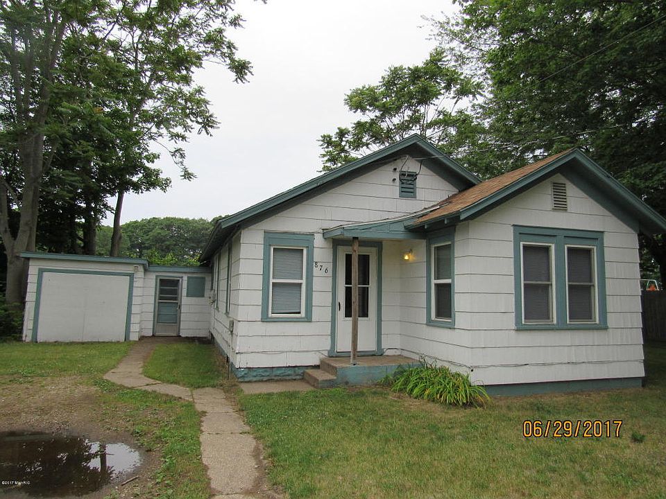 1st image of 876 Jewett Ave