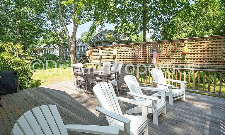 Shore Rd — Photo 24