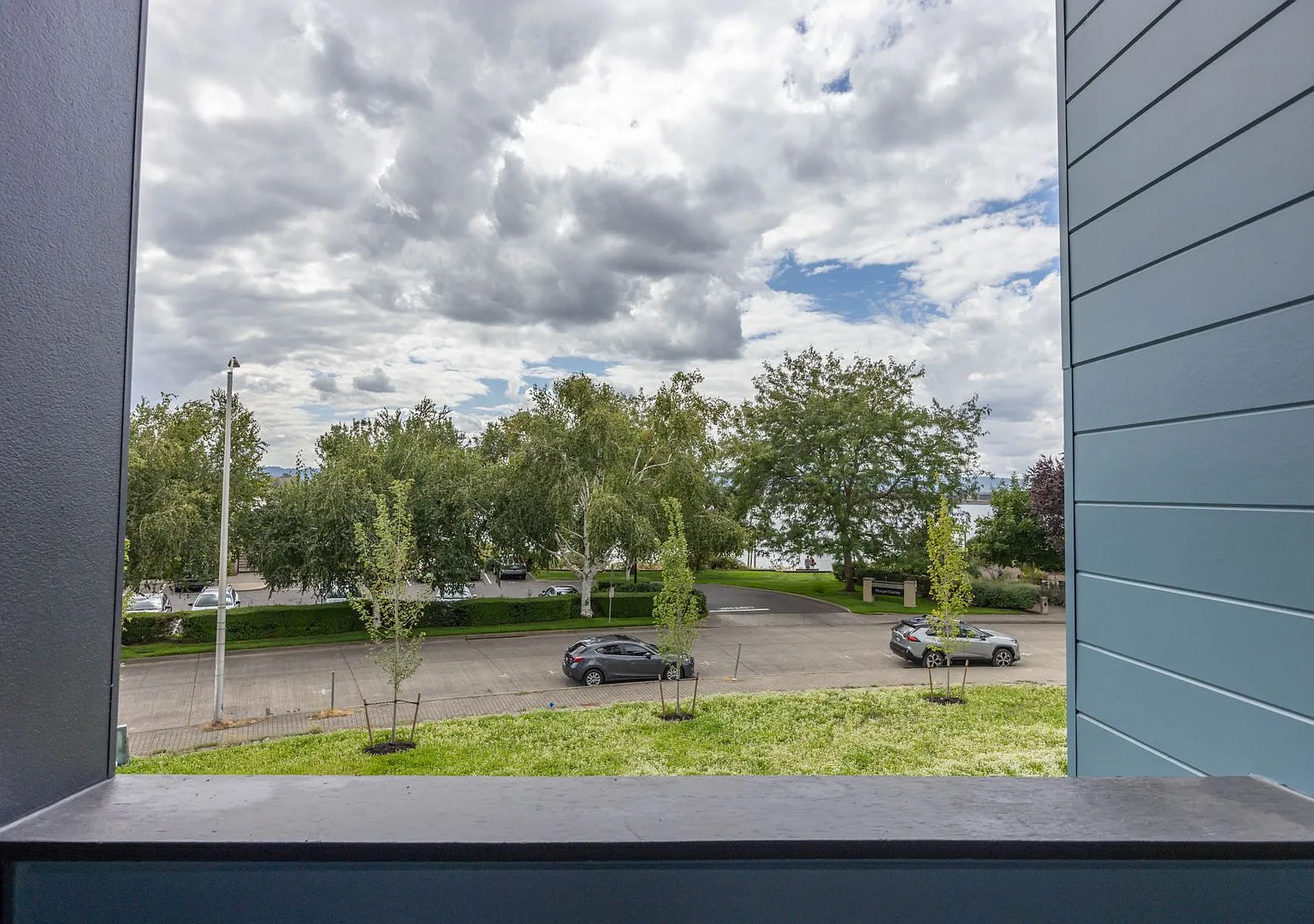 Riverside Townhomes - Waterfront Living in Vancouver - Free Month! — Photo 3