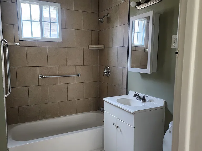 336 Cornwall Ave — Photo 6