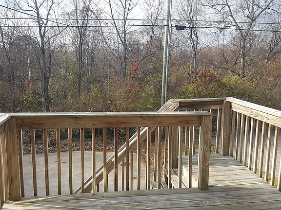 2nd image of 301 Garnet Dr