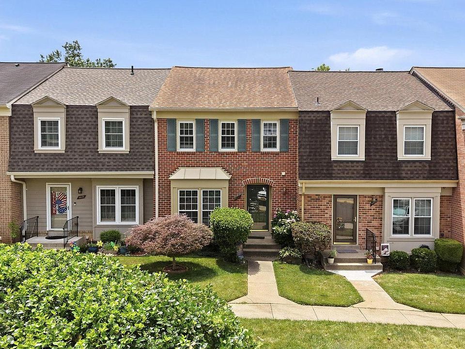 1st image of 9937 Whitewater Dr