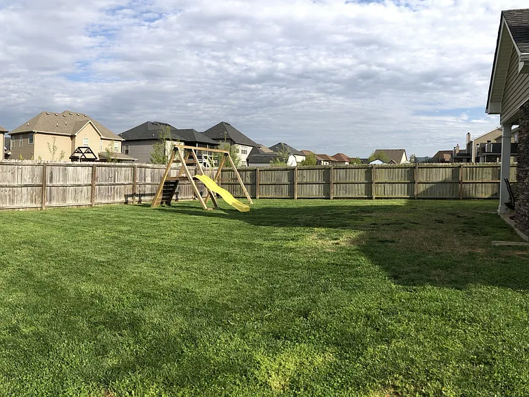1223 Snowball Ln — Photo 24