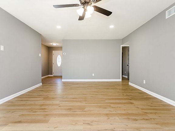 5th image of 225 Independence Dr