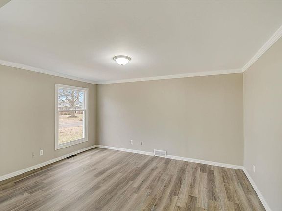 2nd image of 11815 Josse Dr