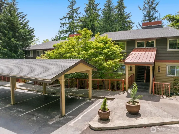 11058 NE 33rd Place #B9, Bellevue, WA 98004