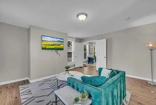 2745 Holmes St #2 Photo 1