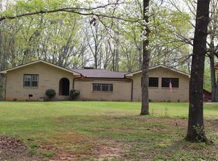 3700 Carriage Ln, Douglasville, GA 30135