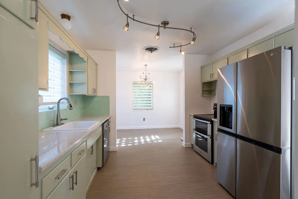 3 bed, 1770 sqft, $5,000 — Photo 3