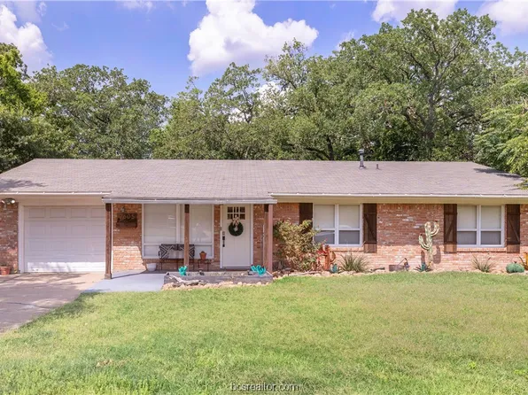 2605 Wayside Dr, Bryan, TX 77802