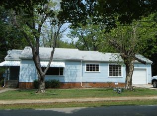 708 Louise St, Clarksville, AR 72830