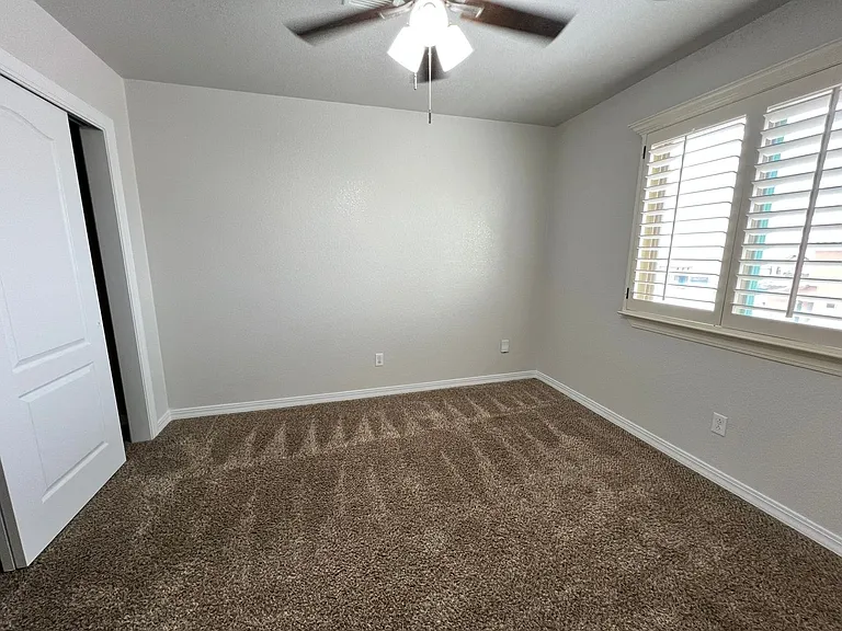 476 Gold Crown Rd — Photo 16