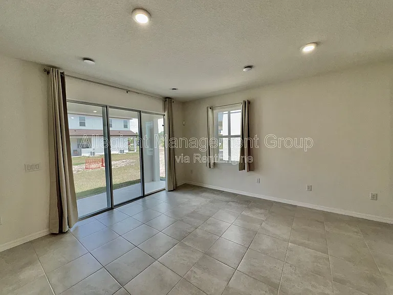 4570 Small Creek Rd — Photo 10