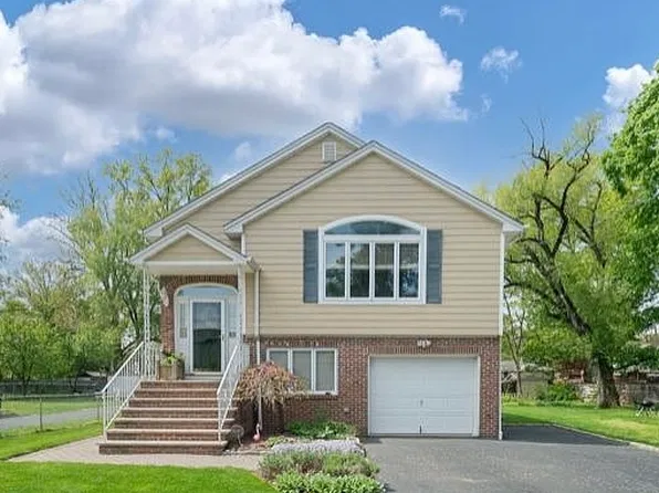18 Cory Rd, Morristown, NJ 07960