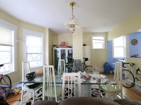 19 Park Ave, Somerville, MA