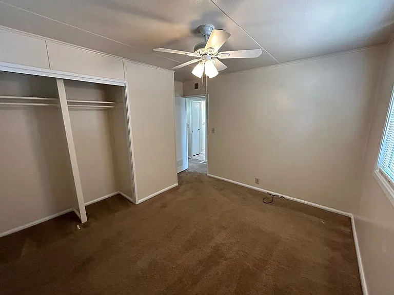 1201 E Cheyenne Rd — Photo 12