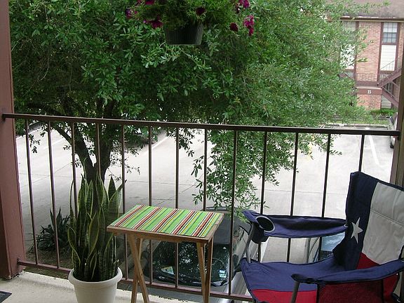 Entrance patio