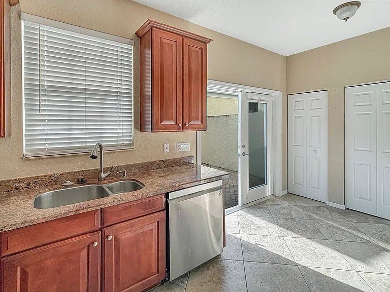179 E Bay Cedar Cir — Photo 7