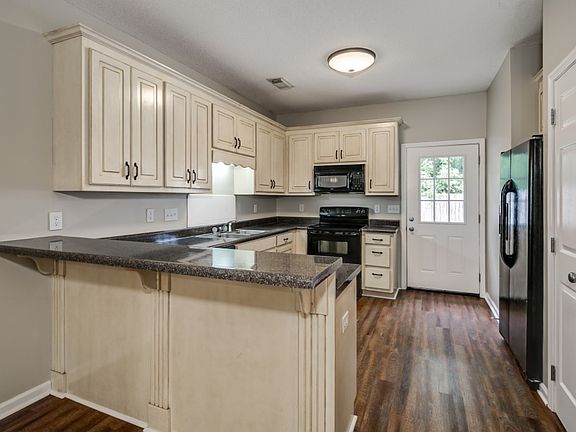 2nd image of 6715 Covington Villas Dr