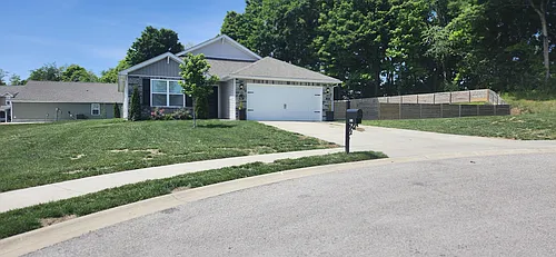 105 Darius Ct Photo 1