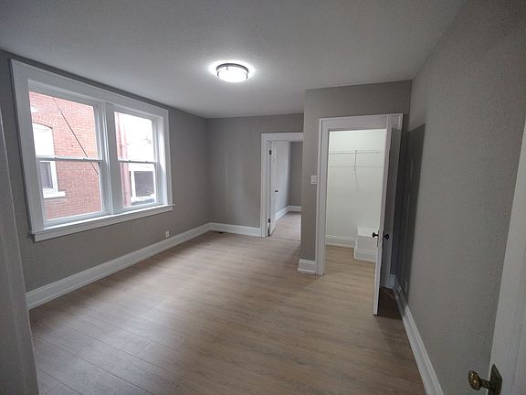 4th image of 1173 Moorlands Dr Unit A