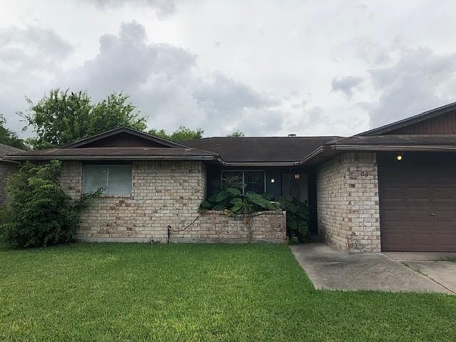 1st image of 2809 Sage Brush Dr