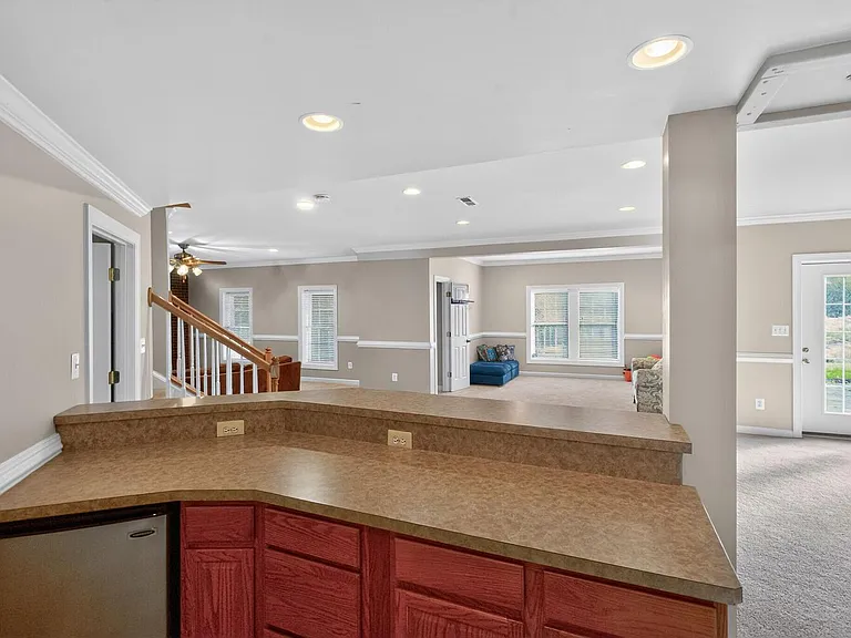 401 Hilton Head Ct — Photo 63