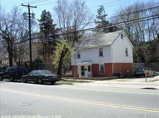 1246 Port Washington Blvd, Port Washington, NY 11050