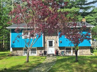 202 Turner Rd, Morrisonville, NY 12962