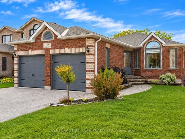 237 Pringle Dr, Barrie, ON L4N 0P4