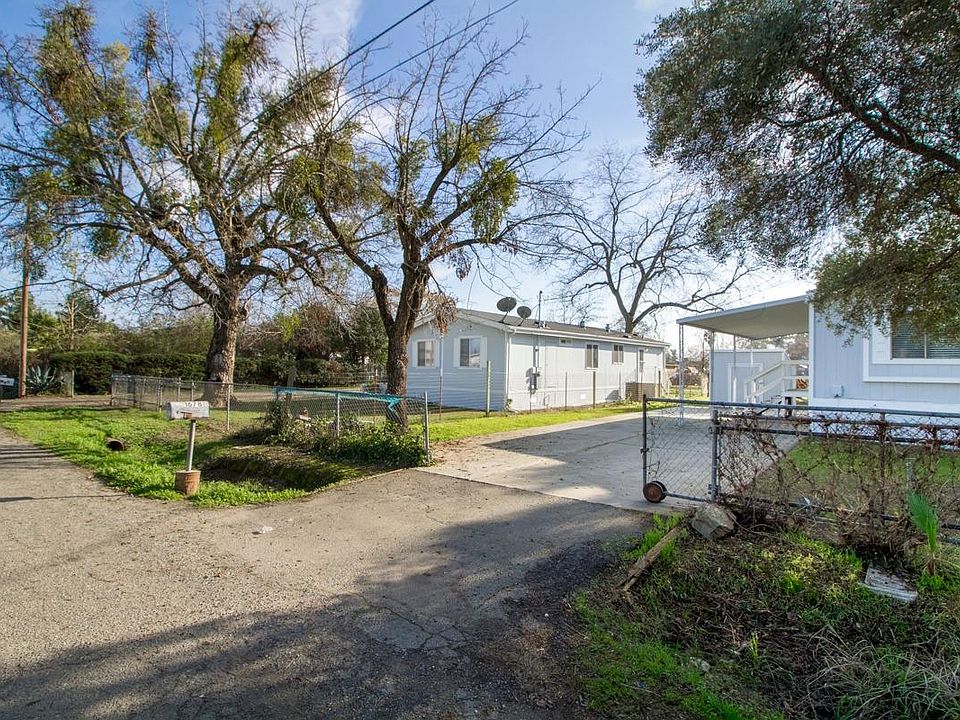 1st image of 1678-1682 8th Ave