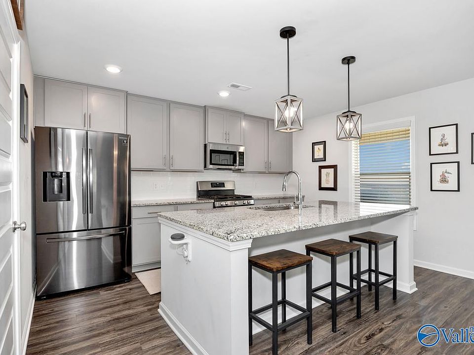 1st image of 104 Umbra Cir