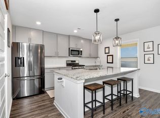 104 Umbra Cir, Huntsville, AL 35811
