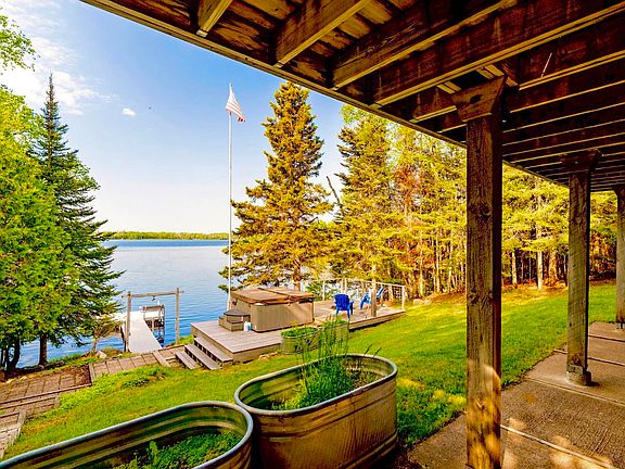 5th image of 1480 Devil Track Rd