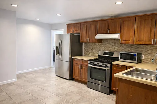 2818 S Normandie Ave #5 Photo 1