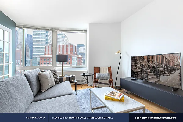 Rented by The Blueground | media 2