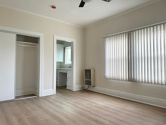 4th image of 207 S Berendo St APT 212