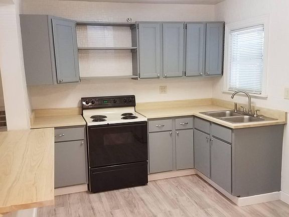 2nd image of 5313 Tangerine Ave S
