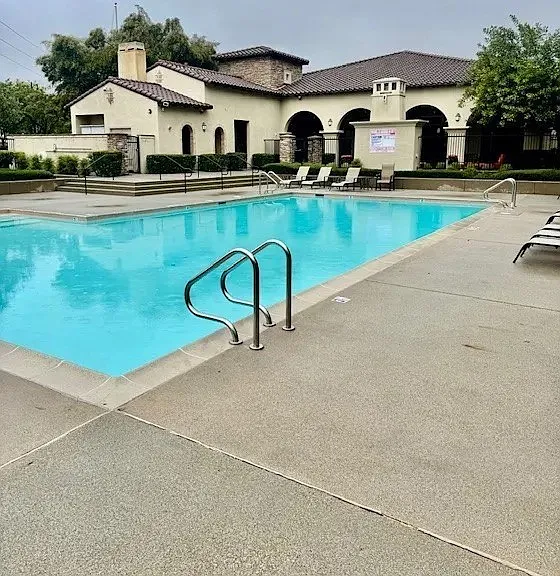 23300 Old Lake Dr — Photo 11