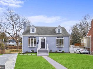 719 N Albemarle St, Arlington, VA 22203