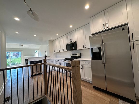 5th image of 234 Cascade Dr