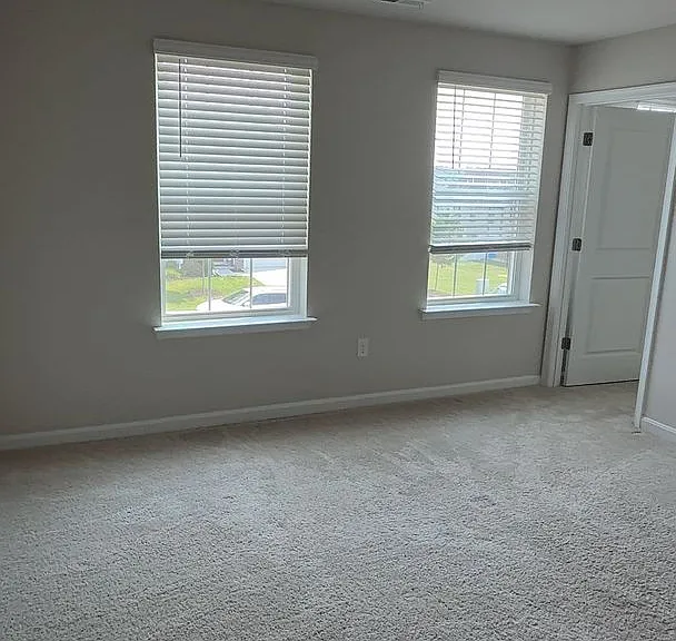 330 Locust Run Dr — Photo 9