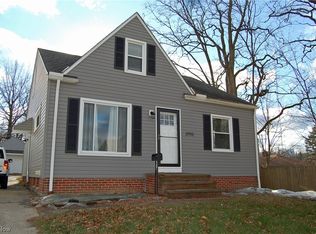 3915 Klusner Ave, Parma, OH 44134