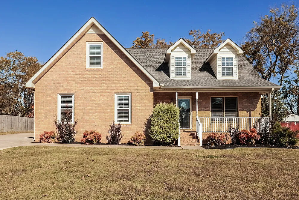 4 bed, 2.5 bath, 2235 sqft, $3,430 — Photo 1