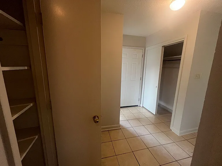 120 E Palm St — Photo 14