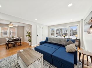 1111 Pitner Ave #2, Evanston, IL 60202