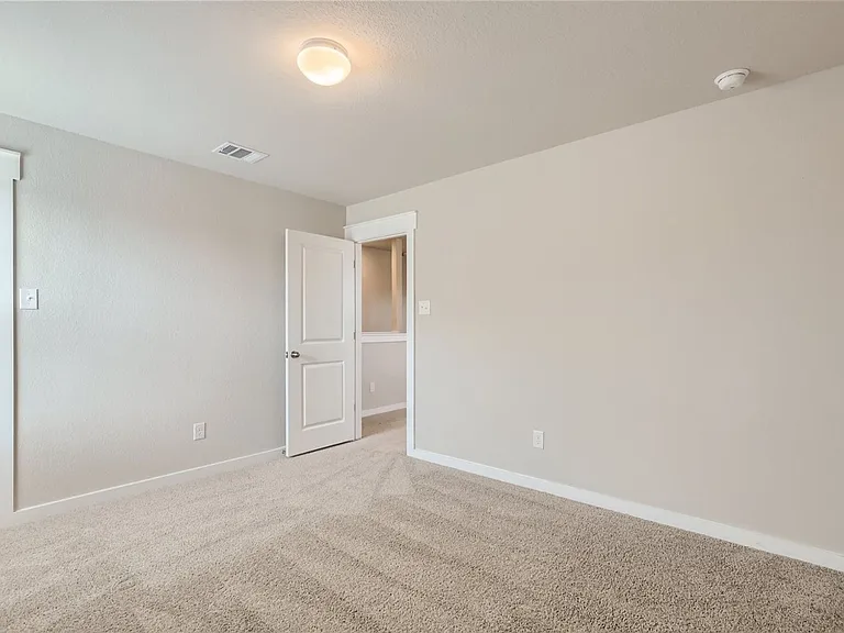2233 Rocoso Trl — Photo 27