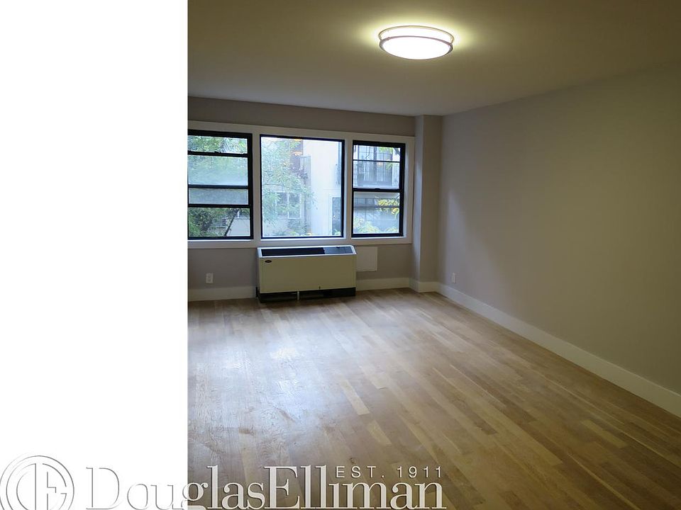 2nd image of 320 E 52nd St APT 11D
