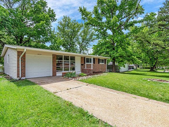 2nd image of 10537 Chickering Dr