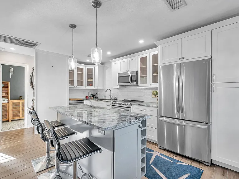 4728 Beach Dr SE #A — Photo 21